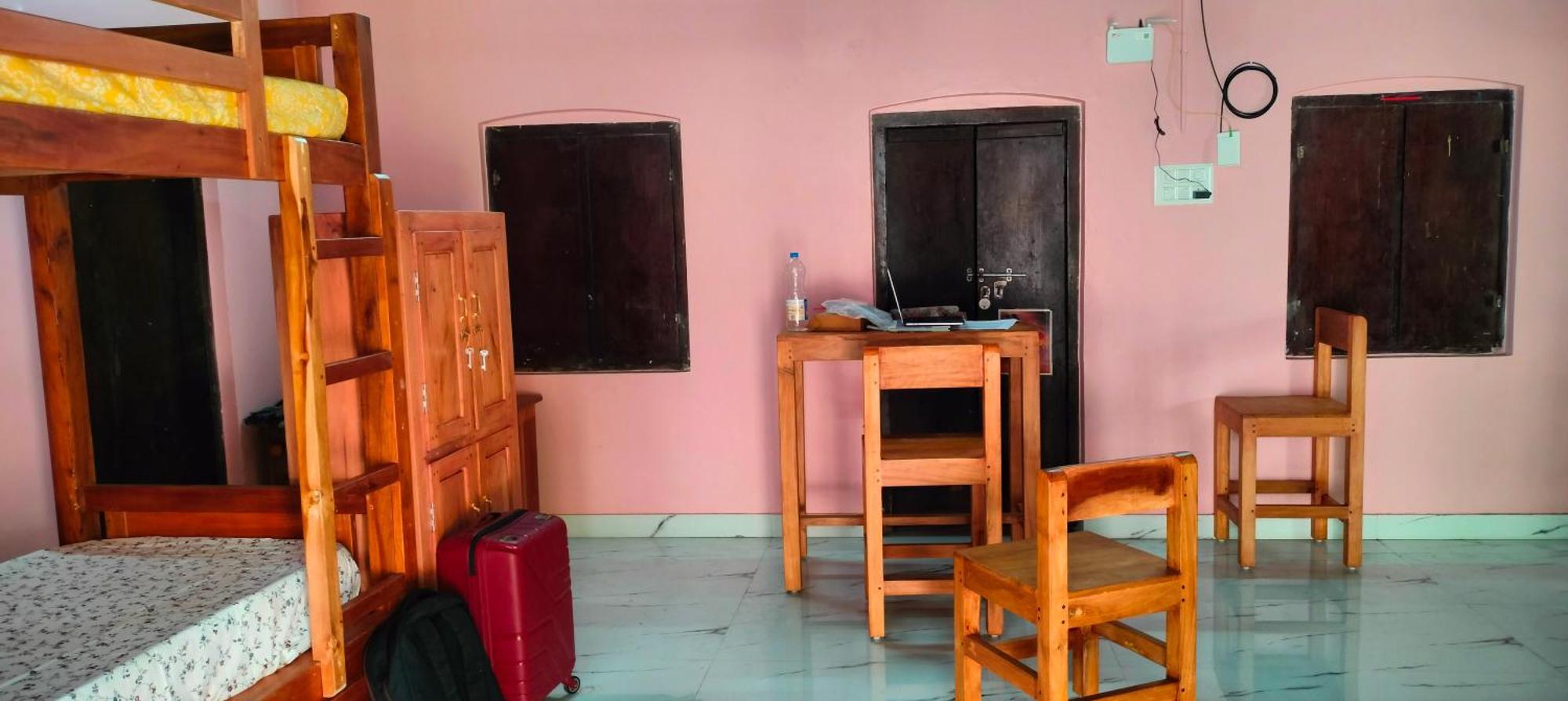 Hostel Gandhi Thiruvananthapuram Eksteriør billede