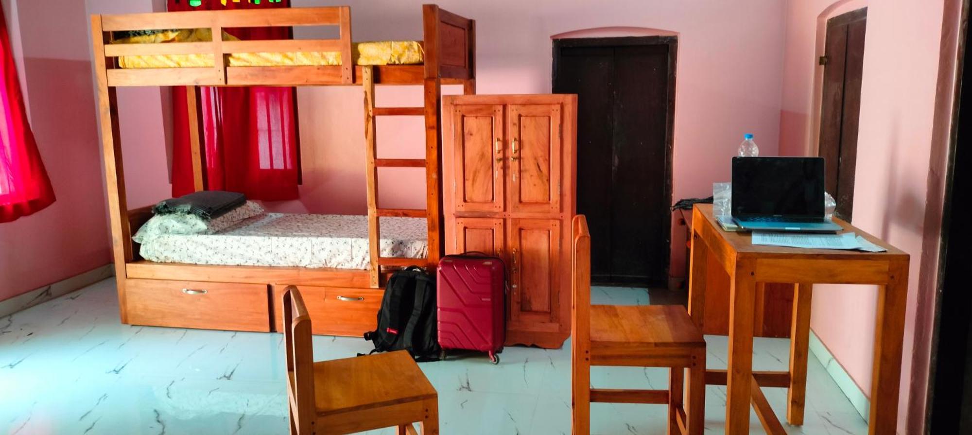 Hostel Gandhi Thiruvananthapuram Eksteriør billede
